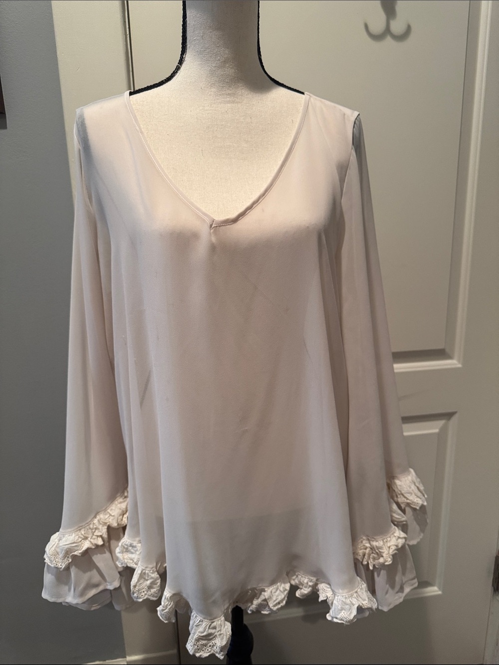 Chiffon Lace-Hem V-Neck Blouse - Cream